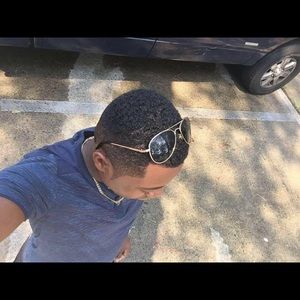 Meet your Posher, Omar